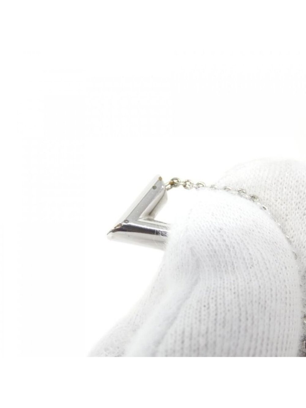 ★SOLD★ Louis Vuitton Necklace Essential - Picture 4 of 7